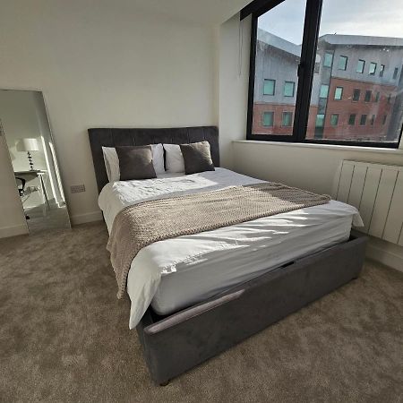מנצ'סטר Brand New Trafford Apartment מראה חיצוני תמונה