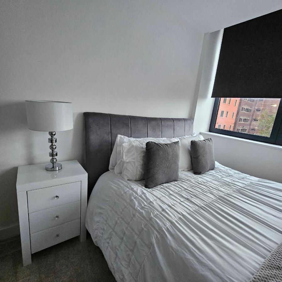מנצ'סטר Brand New Trafford Apartment מראה חיצוני תמונה